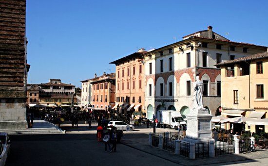 Collegiate Church of St. Martin